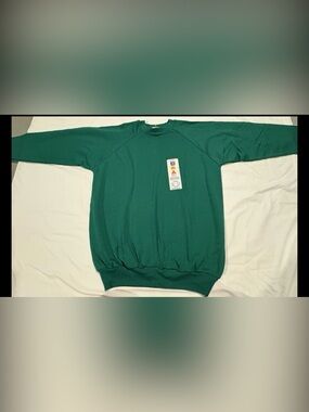 Vintage “Action” USA Crewneck Green Sweatshirt Size: XL 46-48